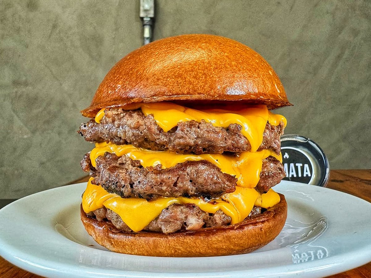 Hambúrguer Cheddar Bacon